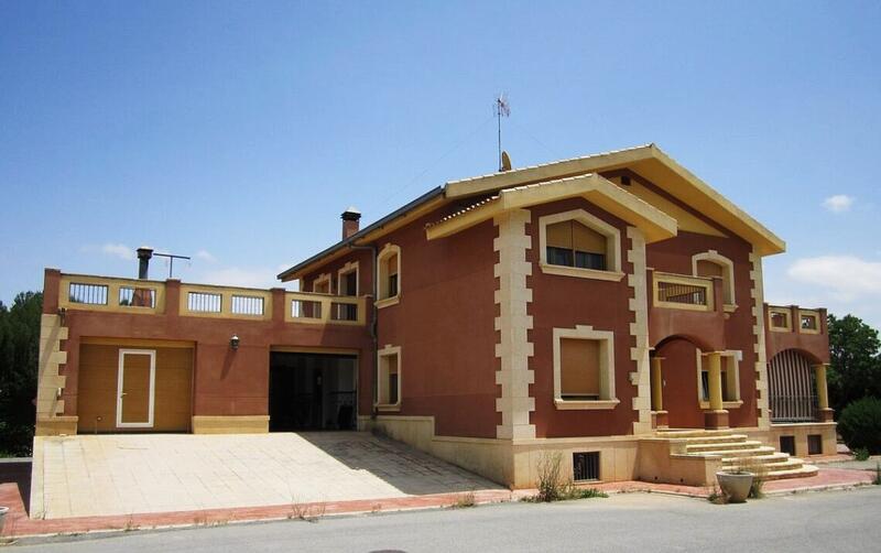 6 Cuarto Villa en venta