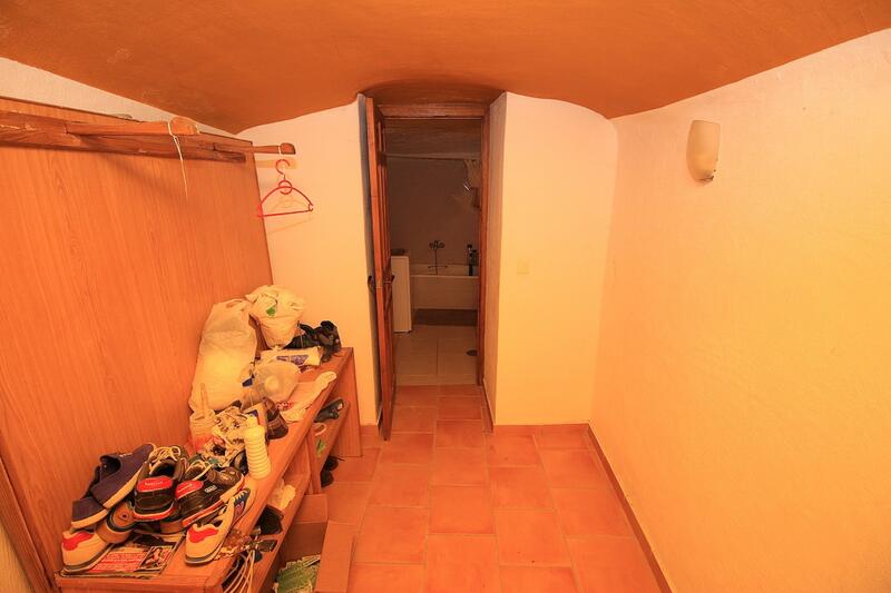 4 soverom Grottehuset til salgs