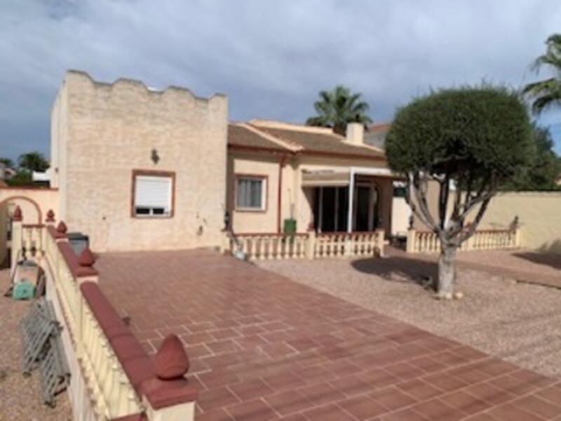 3 Cuarto Villa en venta