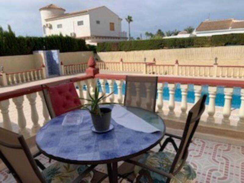 3 Cuarto Villa en venta