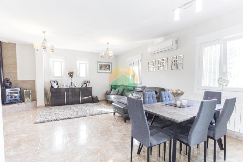 5 soveværelse Villa til salg