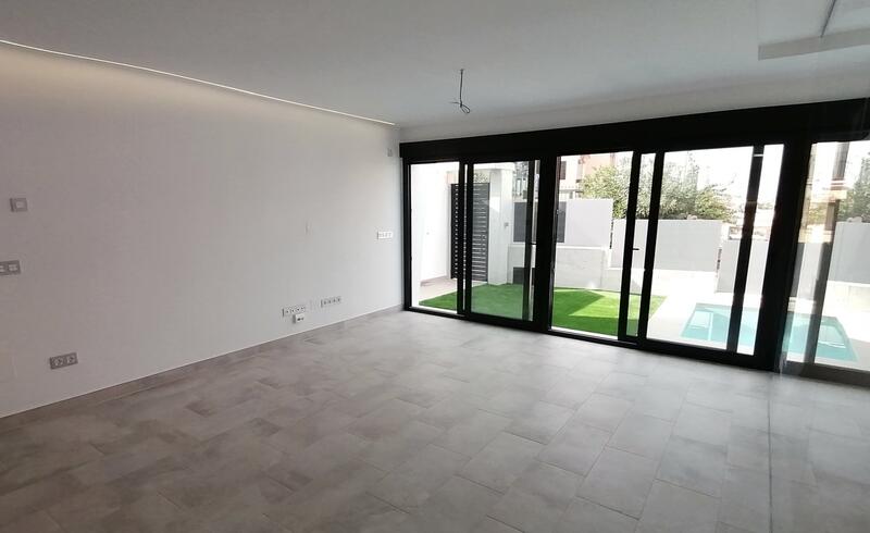 3 Cuarto Villa en venta