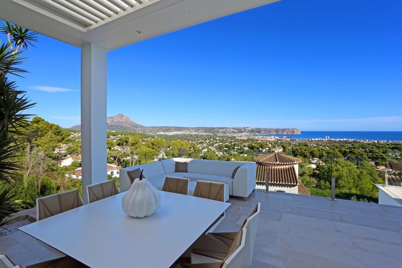 4 bedroom Villa for sale