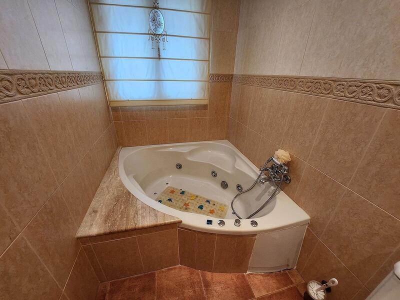 4 Cuarto Villa en venta