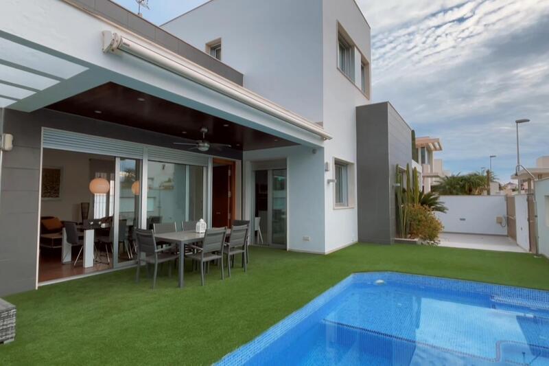 3 Cuarto Casa de Campo en venta