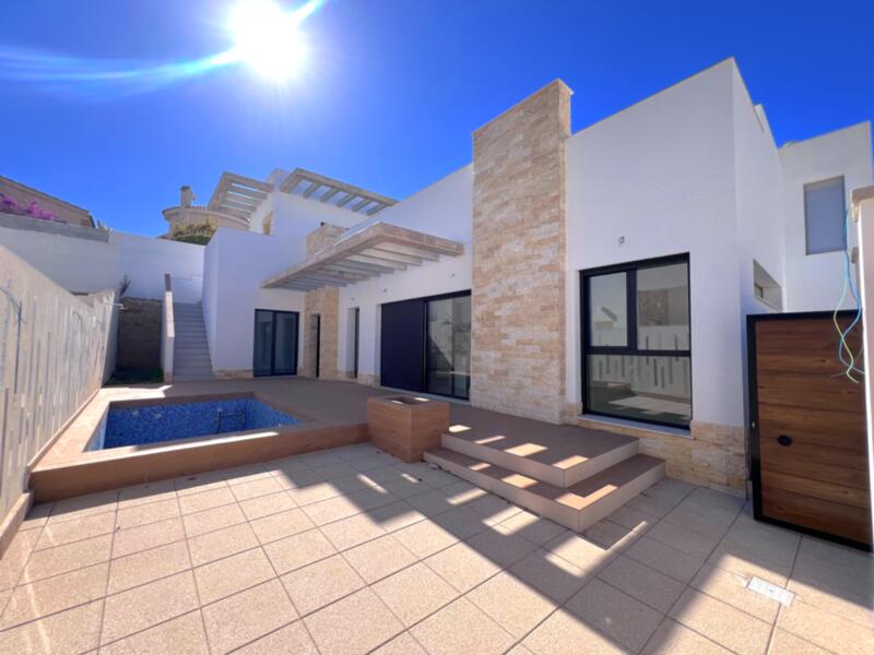 Villa for sale in Ciudad Quesada, Alicante
