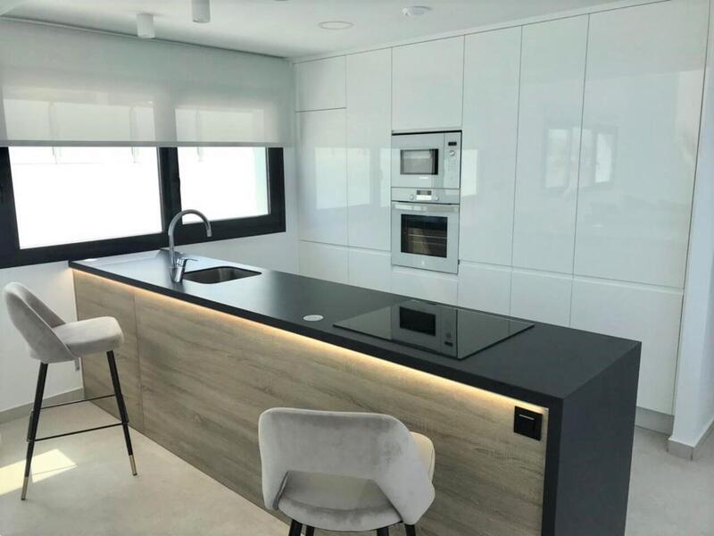 4 slaapkamer Villa Te koop