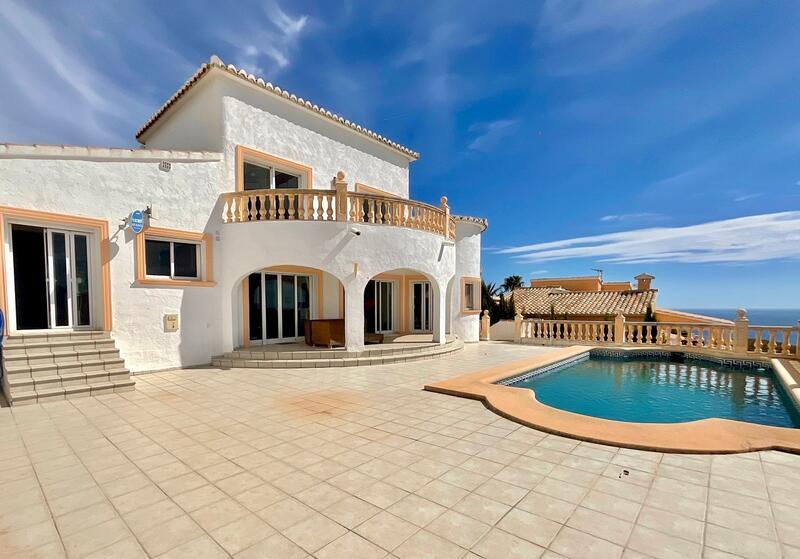 Villa à vendre dans Benitachell, Alicante