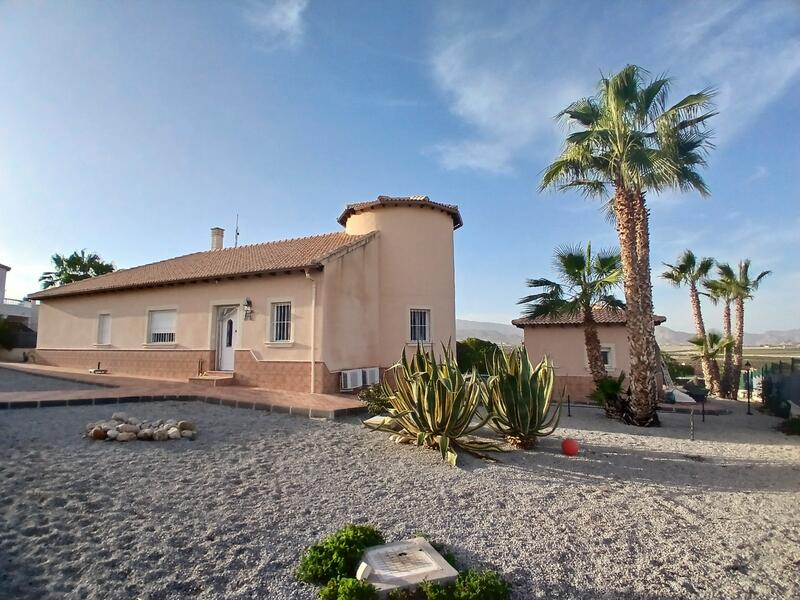 3 Cuarto Villa en venta