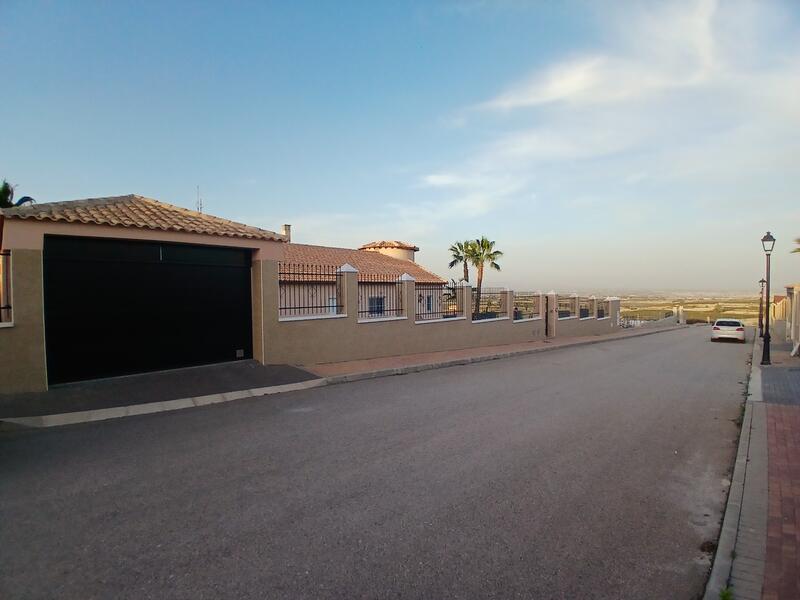 3 Cuarto Villa en venta