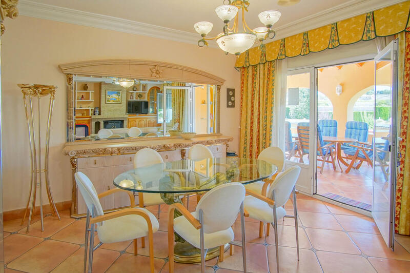 8 Schlafzimmer Villa zu verkaufen
