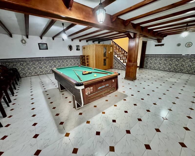 8 chambre Villa à vendre