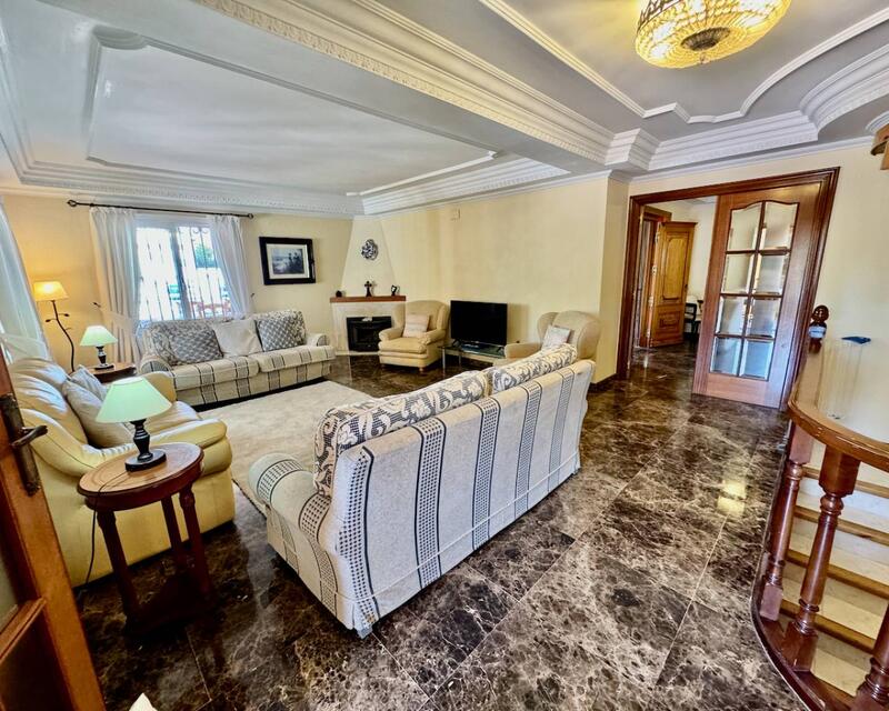 8 chambre Villa à vendre