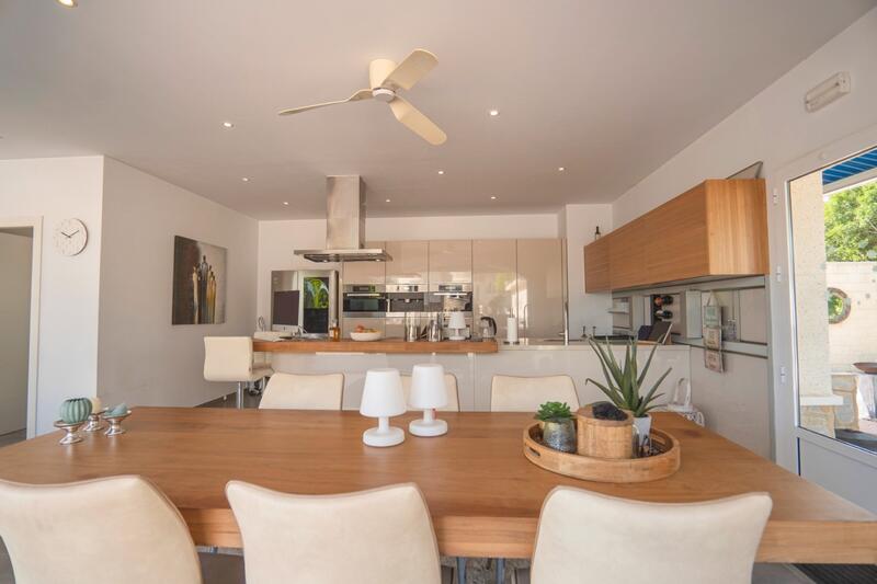5 bedroom Villa for sale