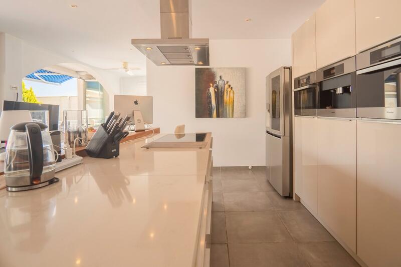 5 bedroom Villa for sale