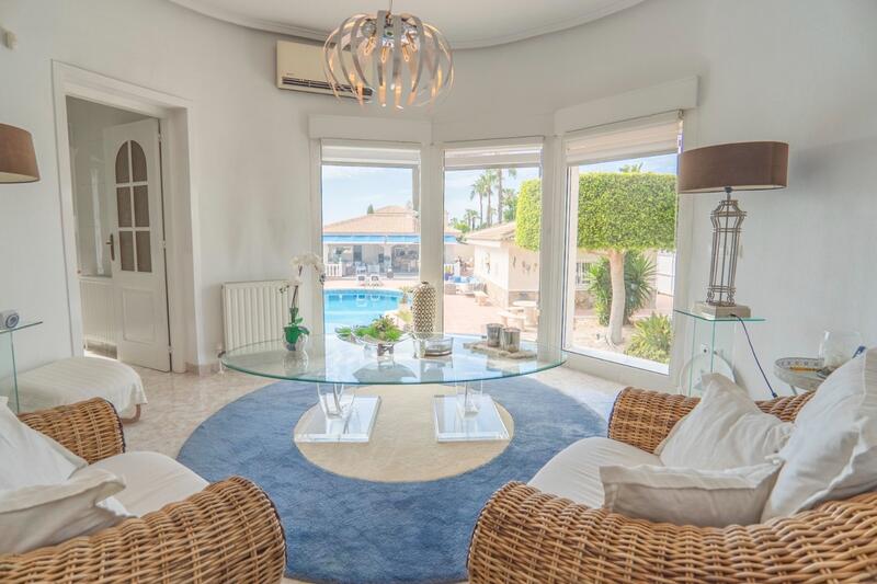 5 bedroom Villa for sale