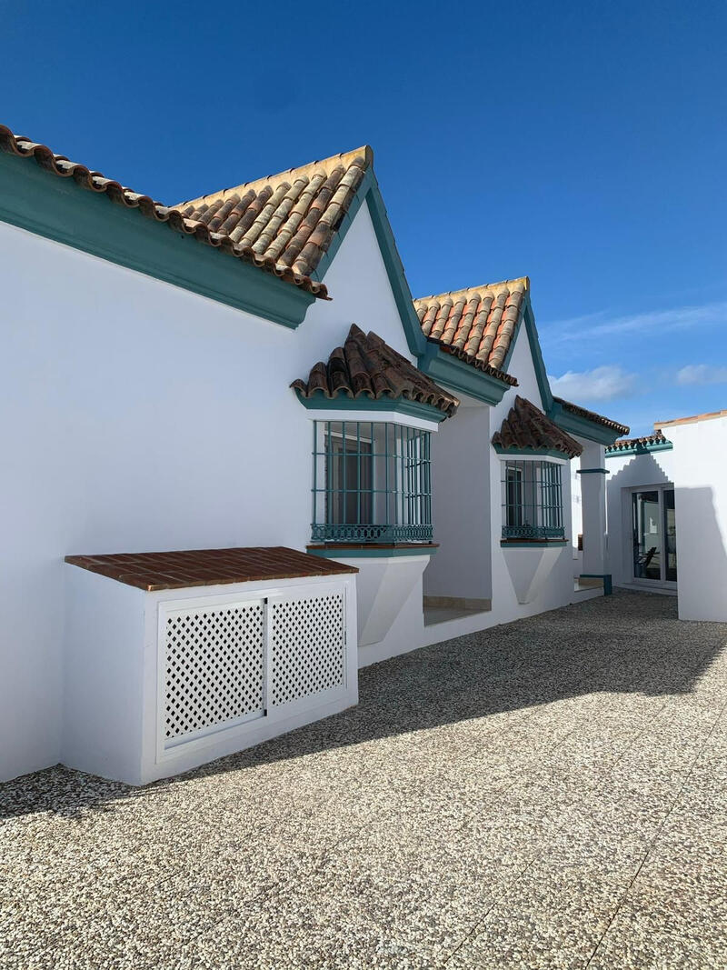Villa à vendre dans San Roque, Cádiz