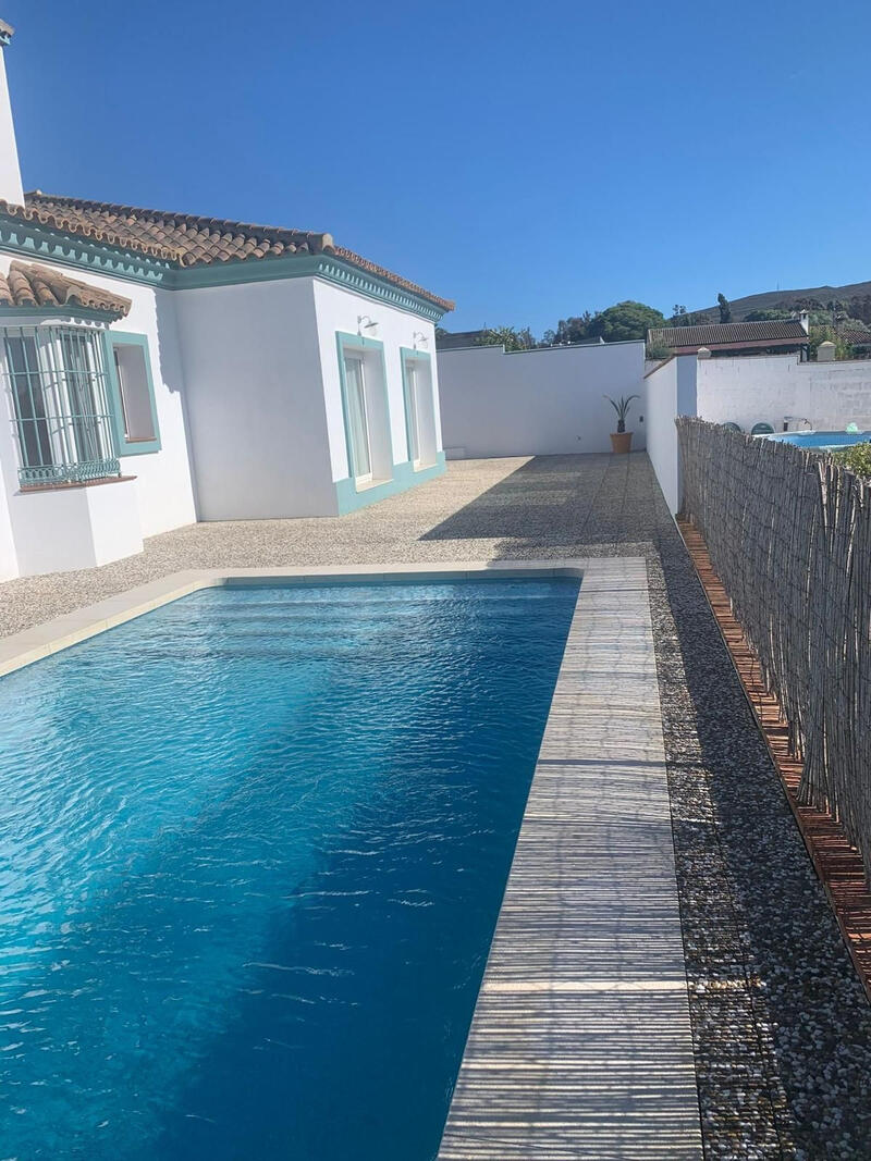5 bedroom Villa for sale