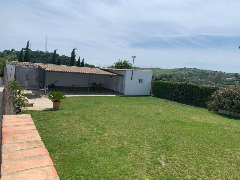 5 bedroom Villa for sale