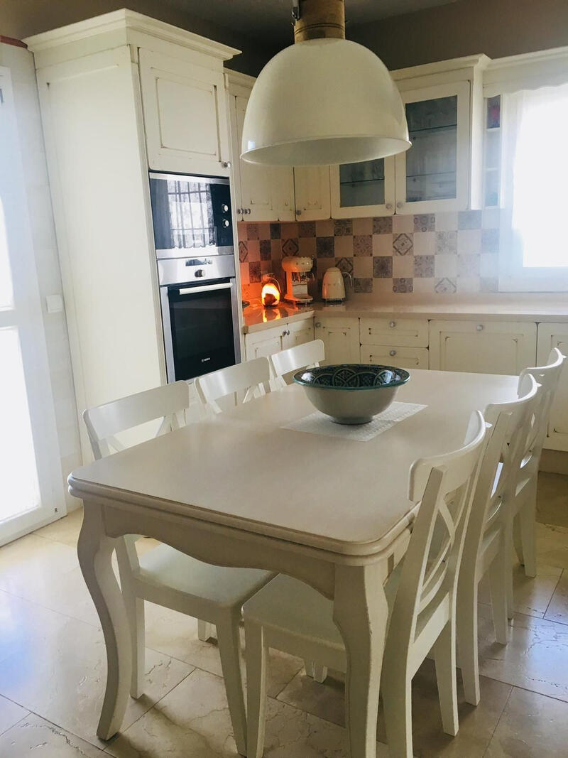 5 bedroom Villa for sale