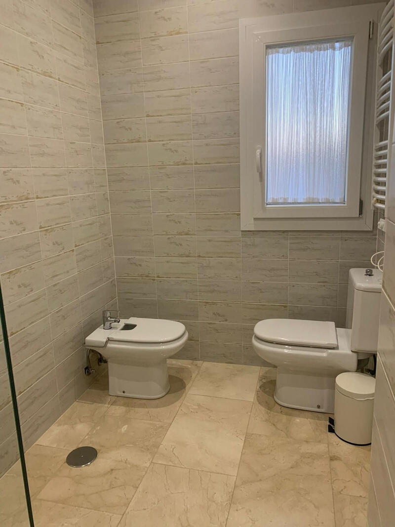 5 bedroom Villa for sale
