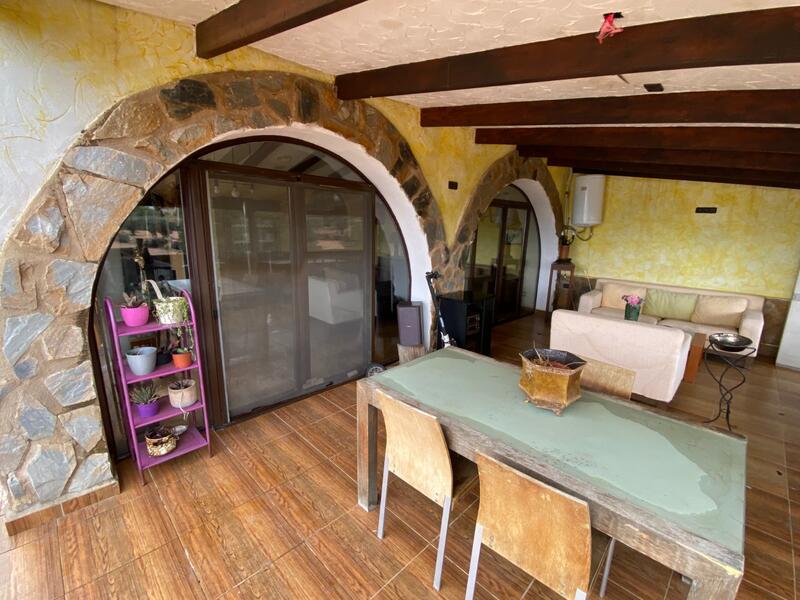 2 Cuarto Casa de Campo en venta