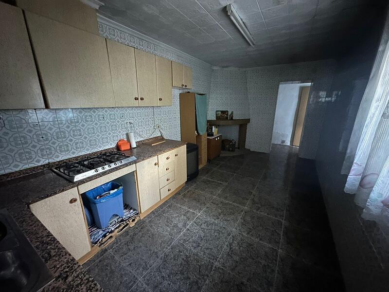 3 soveværelse Byhus til salg