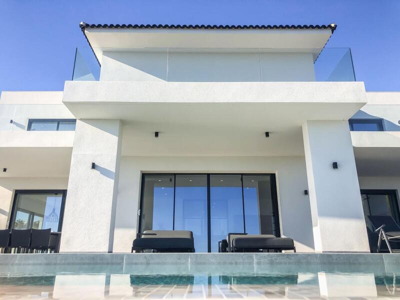 5 bedroom Villa for sale