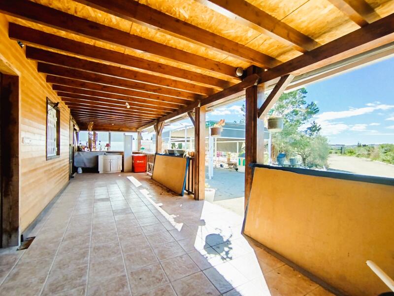 2 Cuarto Villa en venta