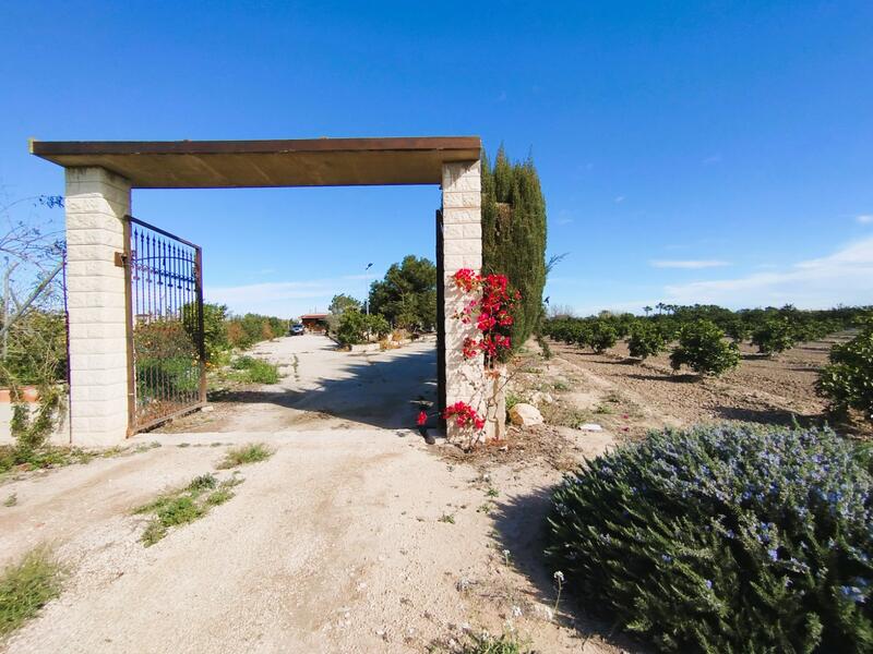 2 Cuarto Villa en venta