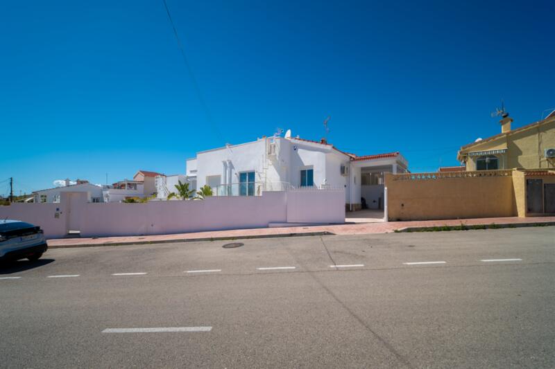 Villa for sale in Ciudad Quesada, Alicante