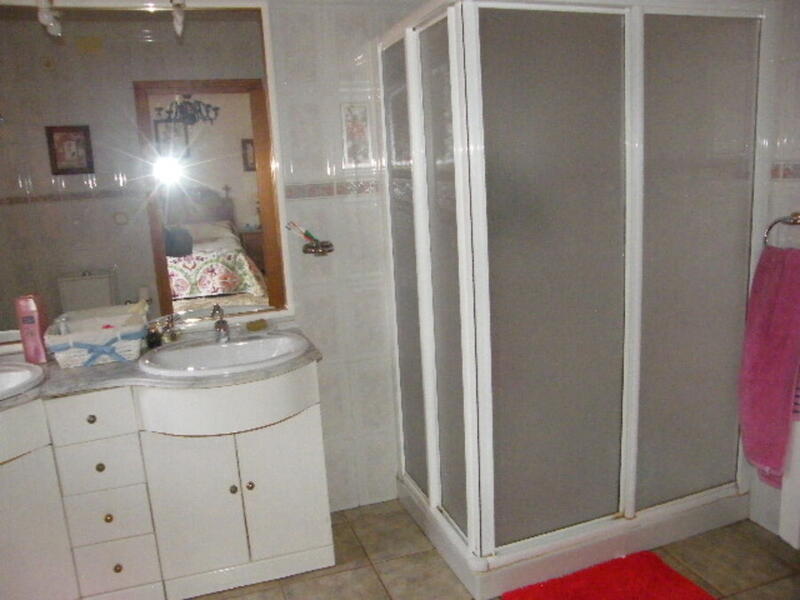 4 slaapkamer Landhuis Te koop