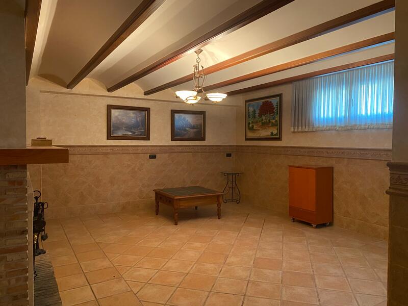 5 bedroom Villa for sale