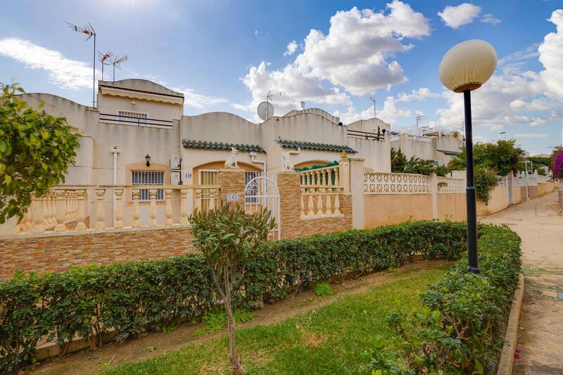 городская тюрьма продается в Torrevieja, Alicante