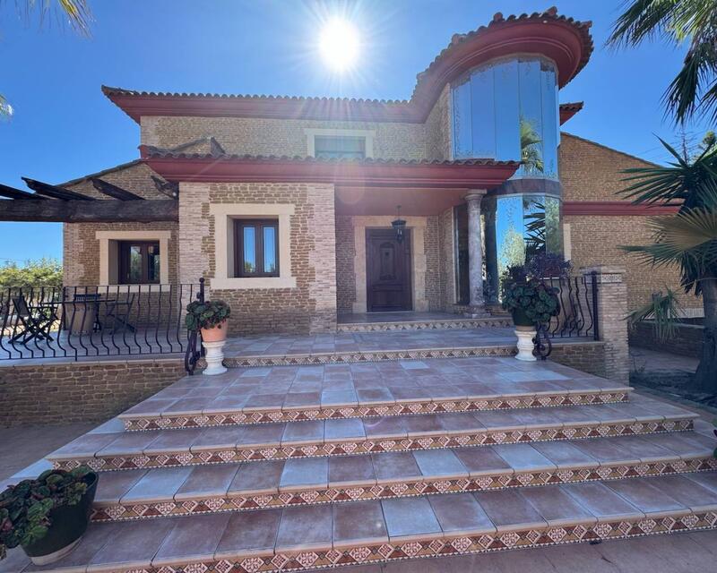 Villa à vendre dans Los Montesinos, Alicante