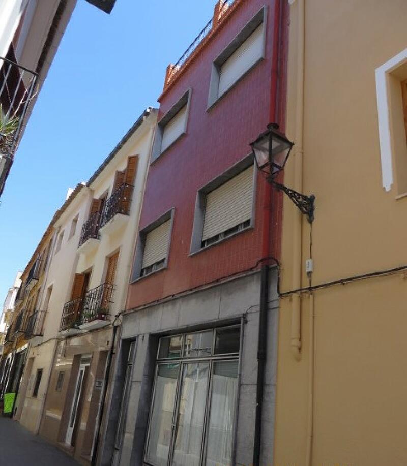 Rekkehus til salgs i Ayora, Valencia