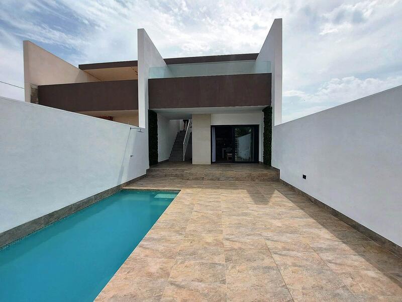 Villa à vendre dans Pilar de la Horadada, Alicante