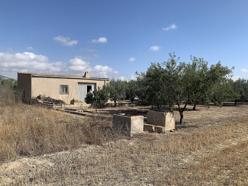 Casa de Campo en venta en Caudete, Albacete
