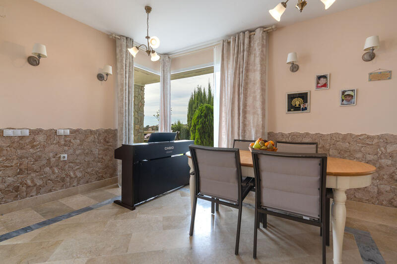 5 soverom Villa til salgs