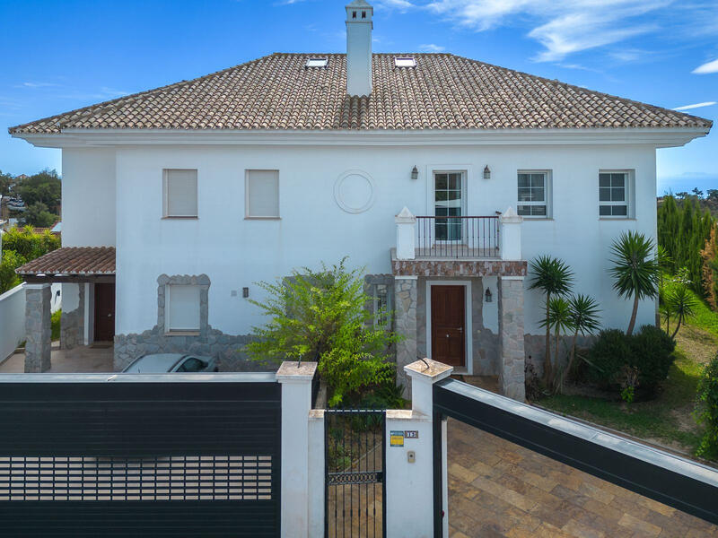 5 soverom Villa til salgs