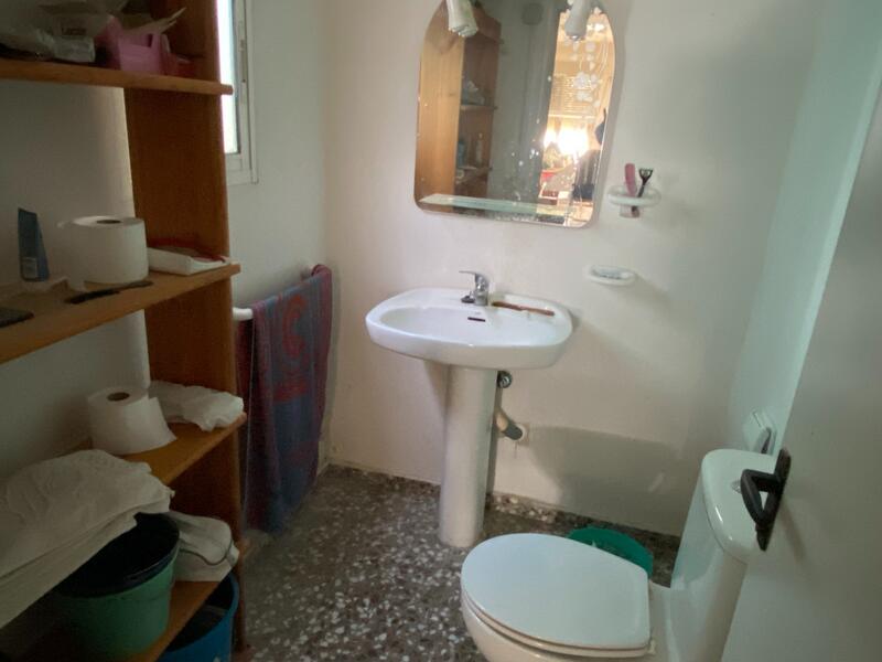 4 slaapkamer Gezinswoning Te koop