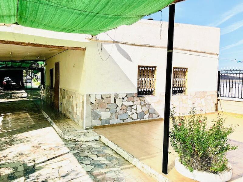 Herregård til salgs i Pinoso, Alicante