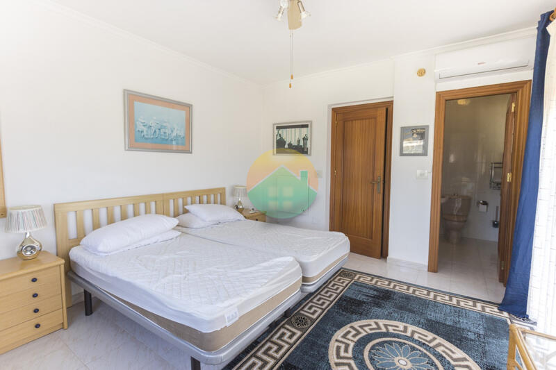 4 chambre Villa à vendre