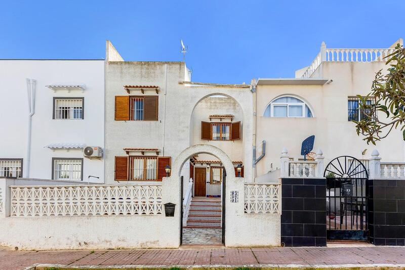 6 slaapkamer Gezinswoning Te koop