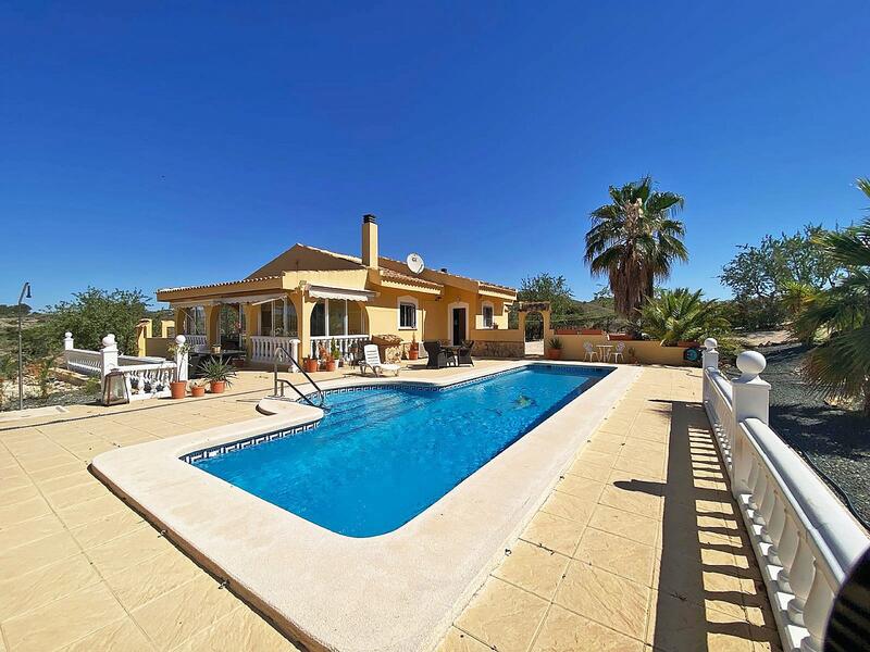 Villa for sale in La Zarza, Murcia