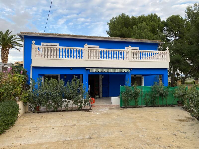 Herregård til salgs i Sax, Alicante