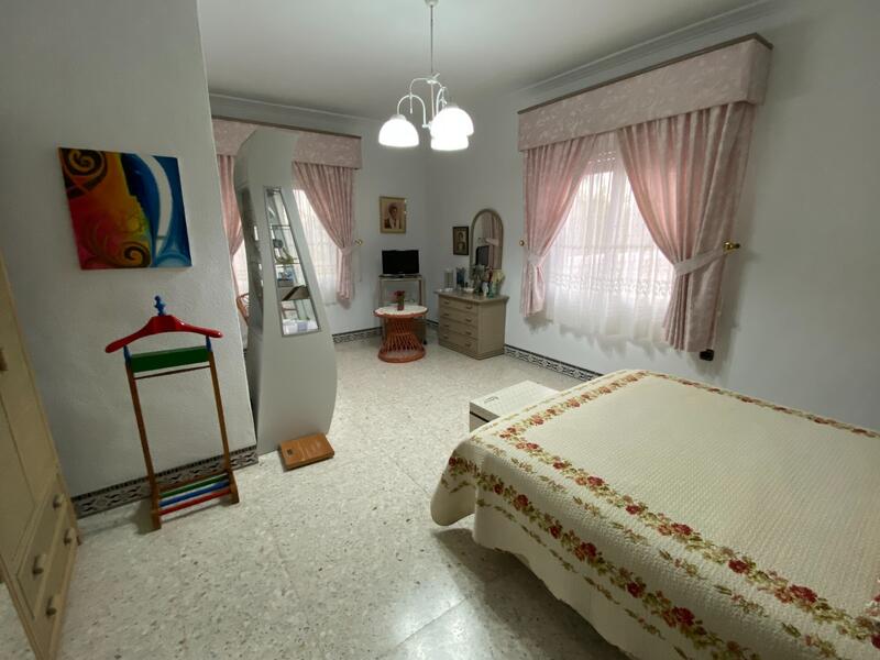 5 Cuarto Casa de Campo en venta