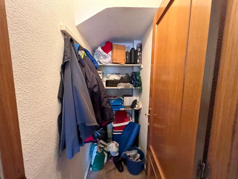 3 slaapkamer Gezinswoning Te koop