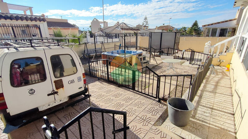 2 bedroom Villa for sale