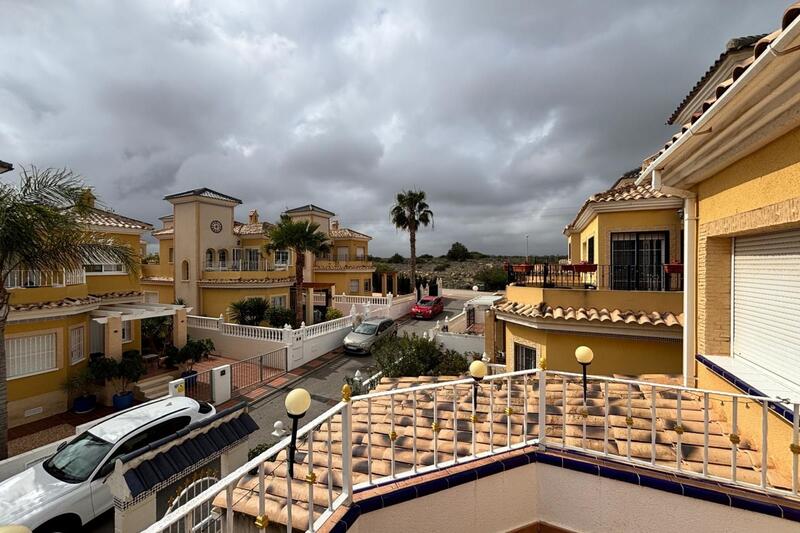 3 Cuarto Villa en venta